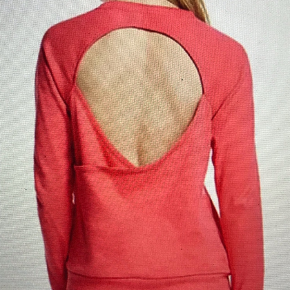 Fabletics Ginger Pullover - Picture 2 of 3